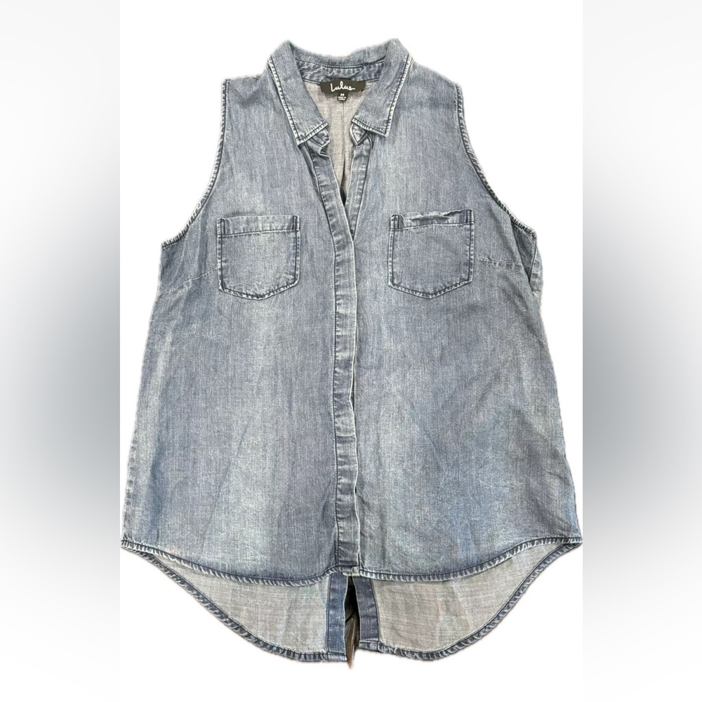 Lulus Stylish Sleeveless Button Up Down Denim Shirt SIZE Medium M